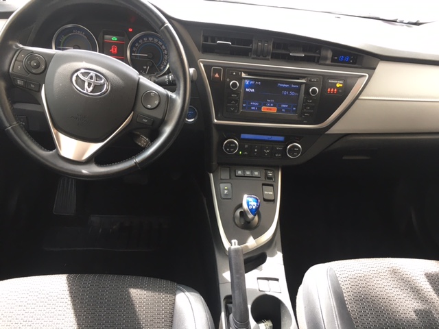 Toyota Auris 1.8 Hybrid Lounge PREMIERE MAIN