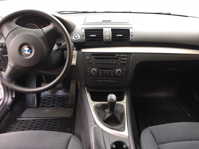 BMW Série 1 116 i 2.0 122 CHV 5 Portes