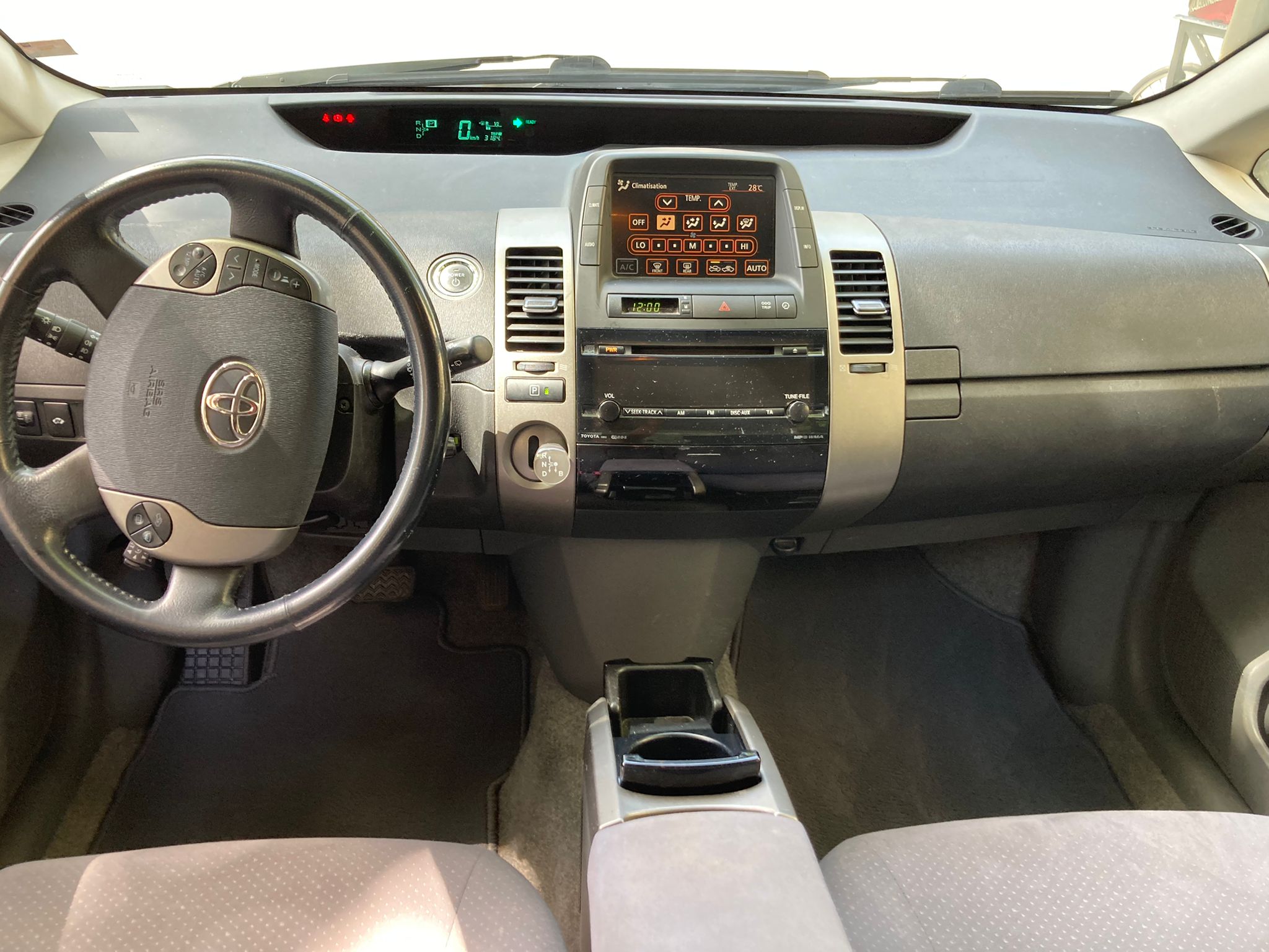 Toyota Prius II 1.5 i SOL 77CHV 110H HYBRID