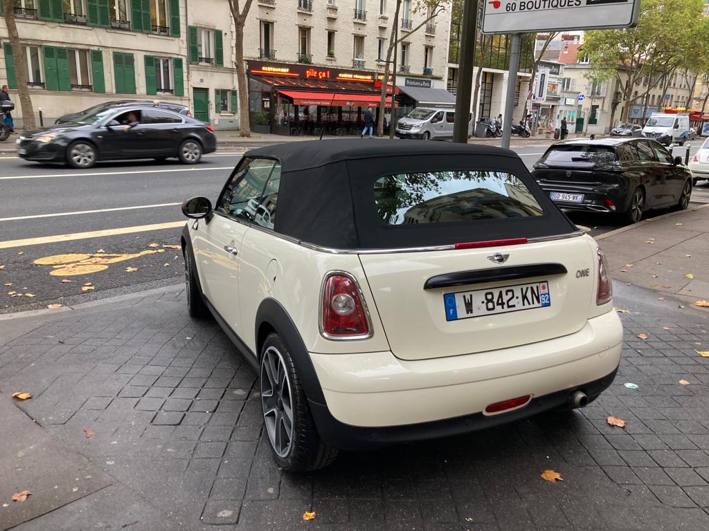 Mini CABRIOLET ONE 98 CHEVAUX