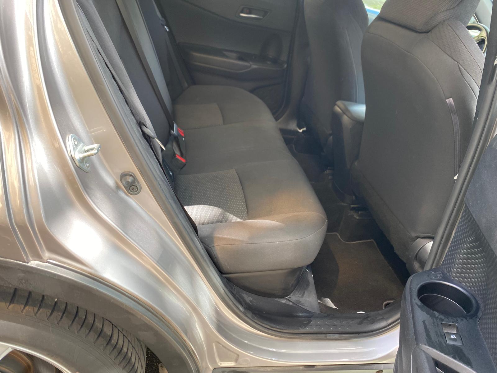 TOYOTA C-HR 1.8 HYBRIDE 122 DYNAMIC