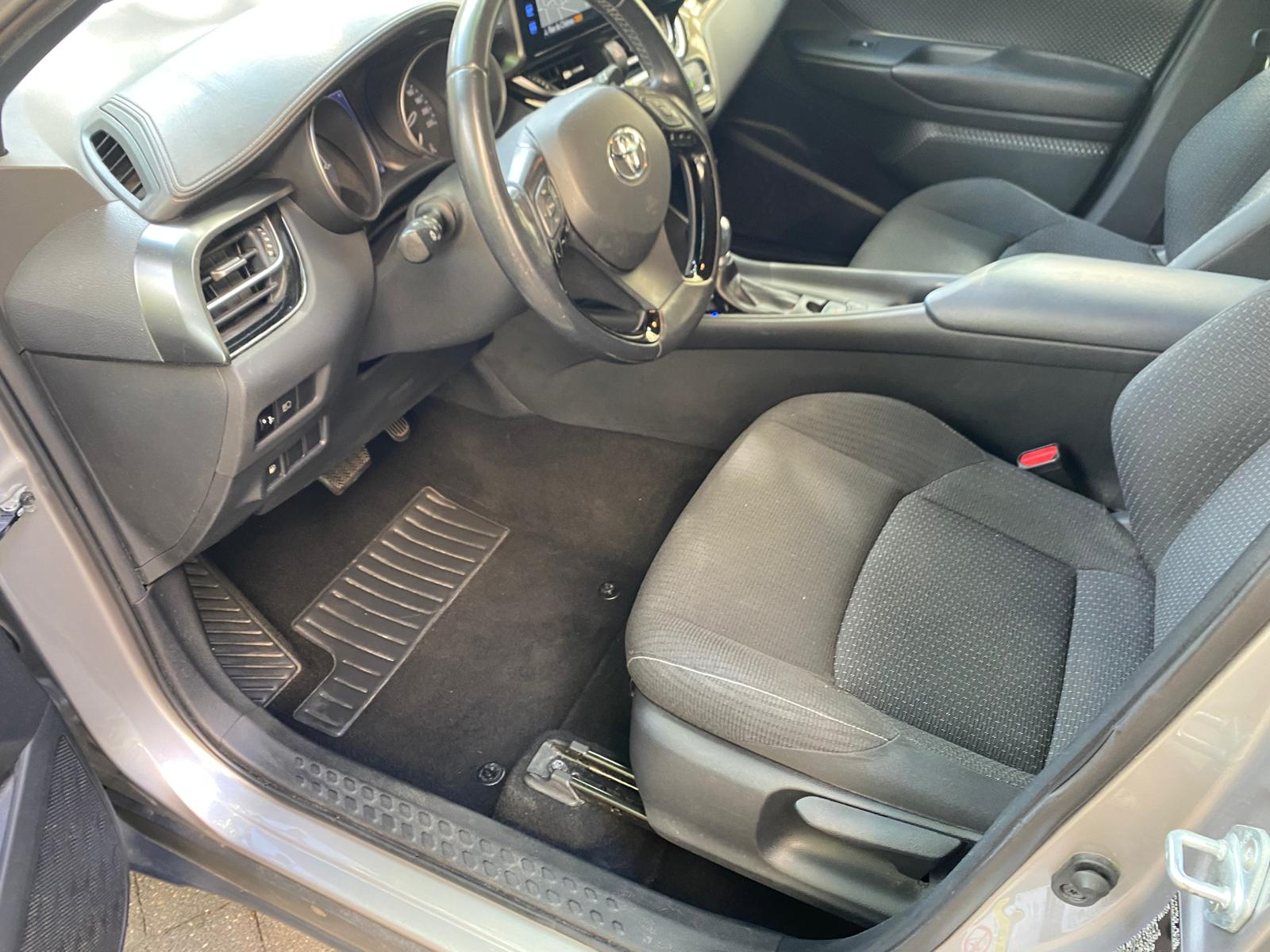 TOYOTA C-HR 1.8 HYBRIDE 122 DYNAMIC