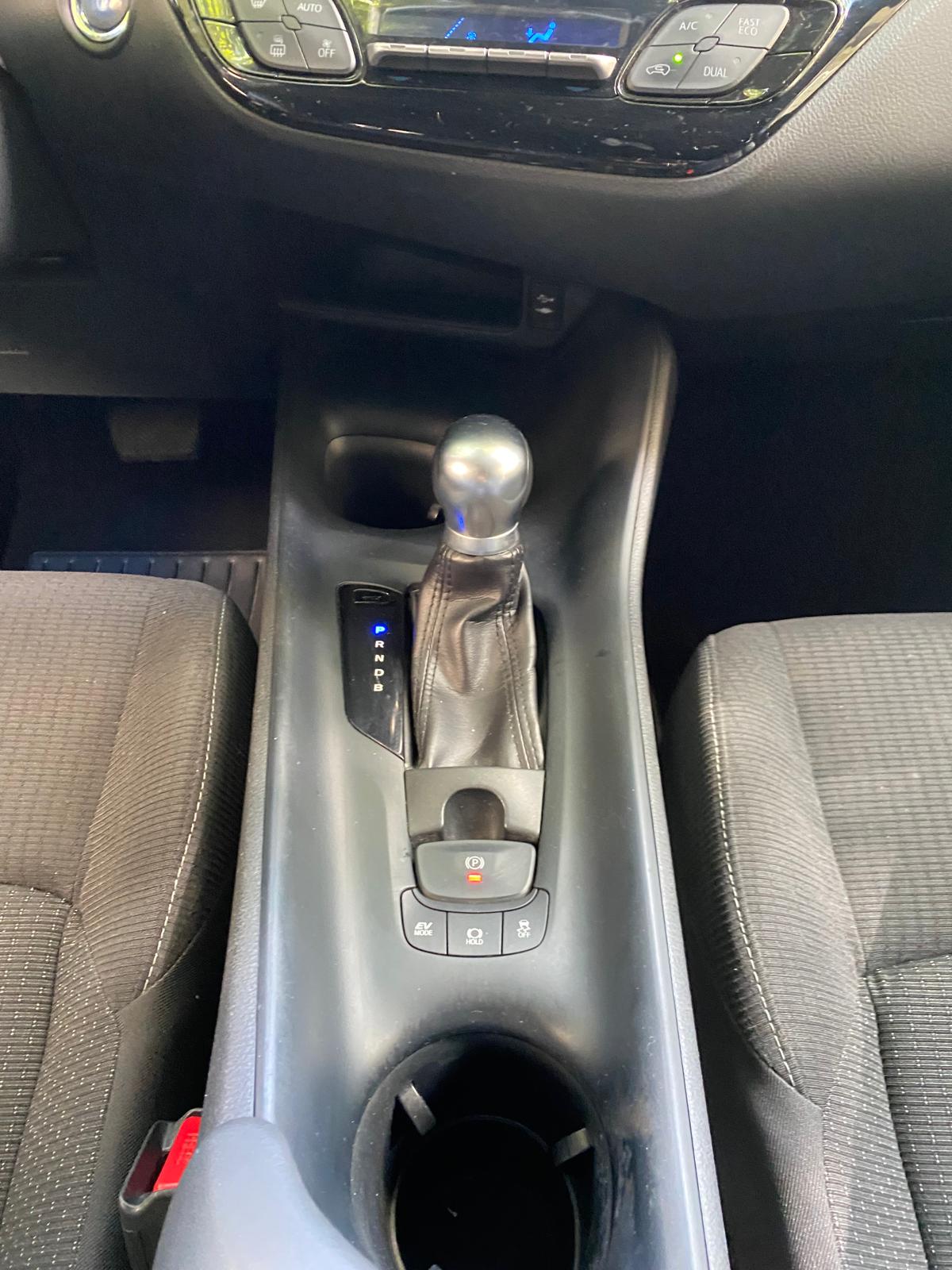 TOYOTA C-HR 1.8 HYBRIDE 122 DYNAMIC