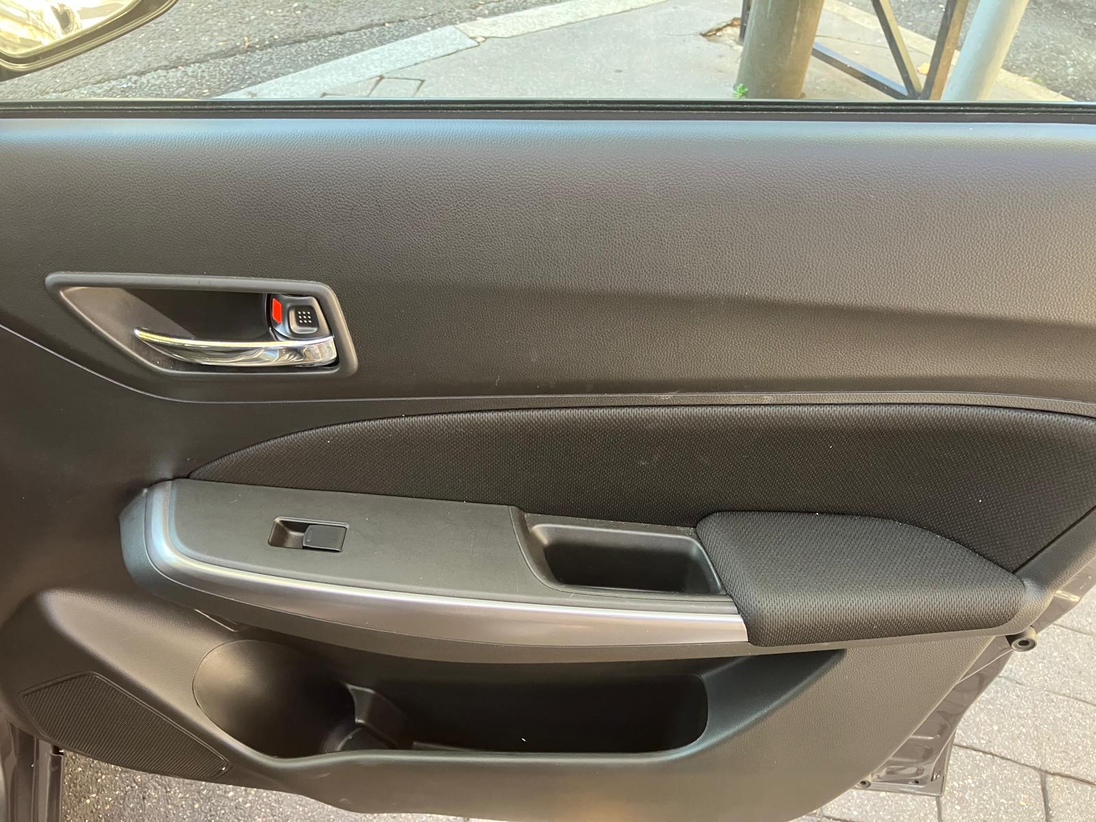 SUZUKI Swift 1.2 Dualjet Hybrid (hybridation légère) 83 CHV