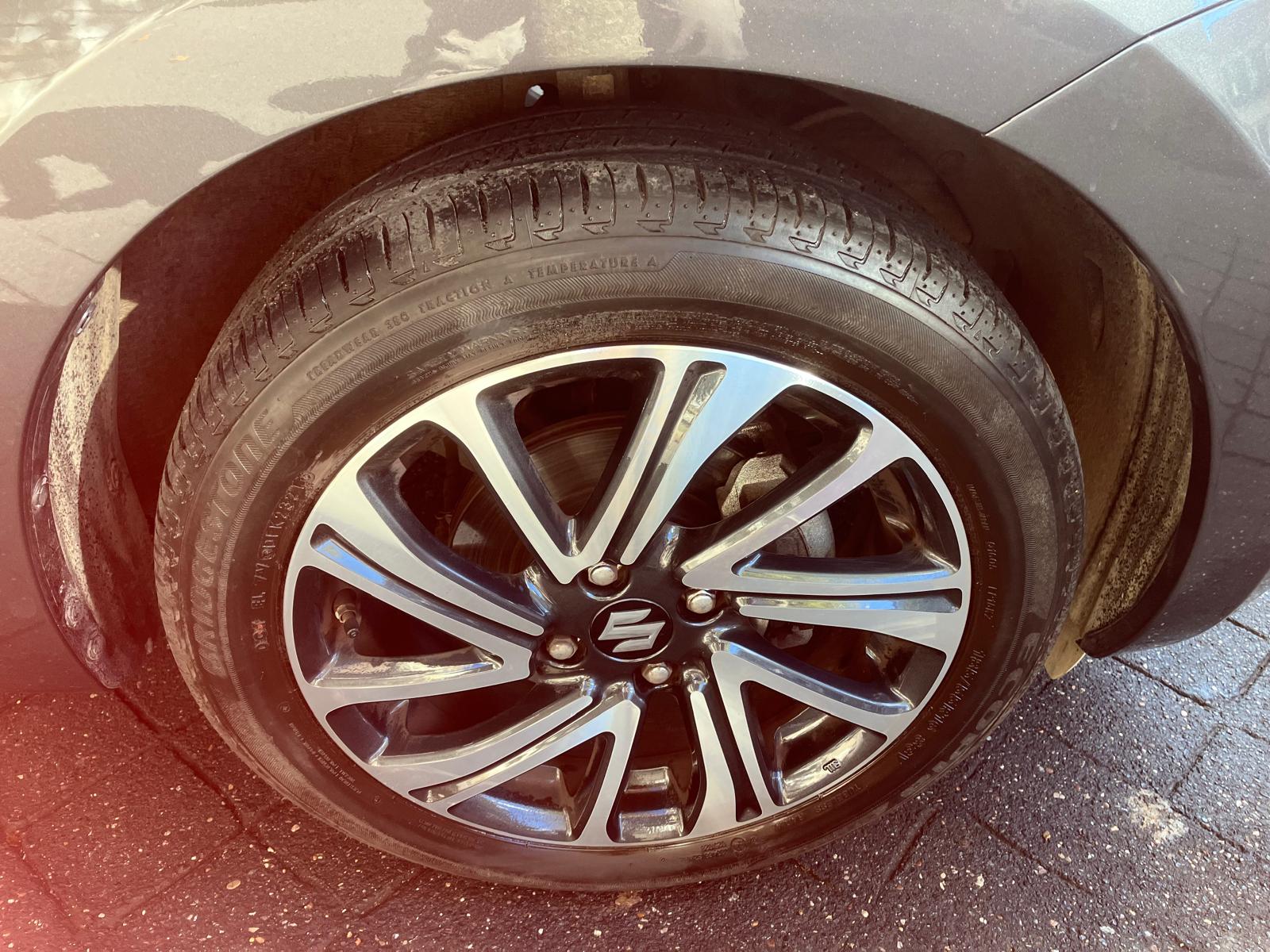 SUZUKI Swift 1.2 Dualjet Hybrid (hybridation légère) 83 CHV