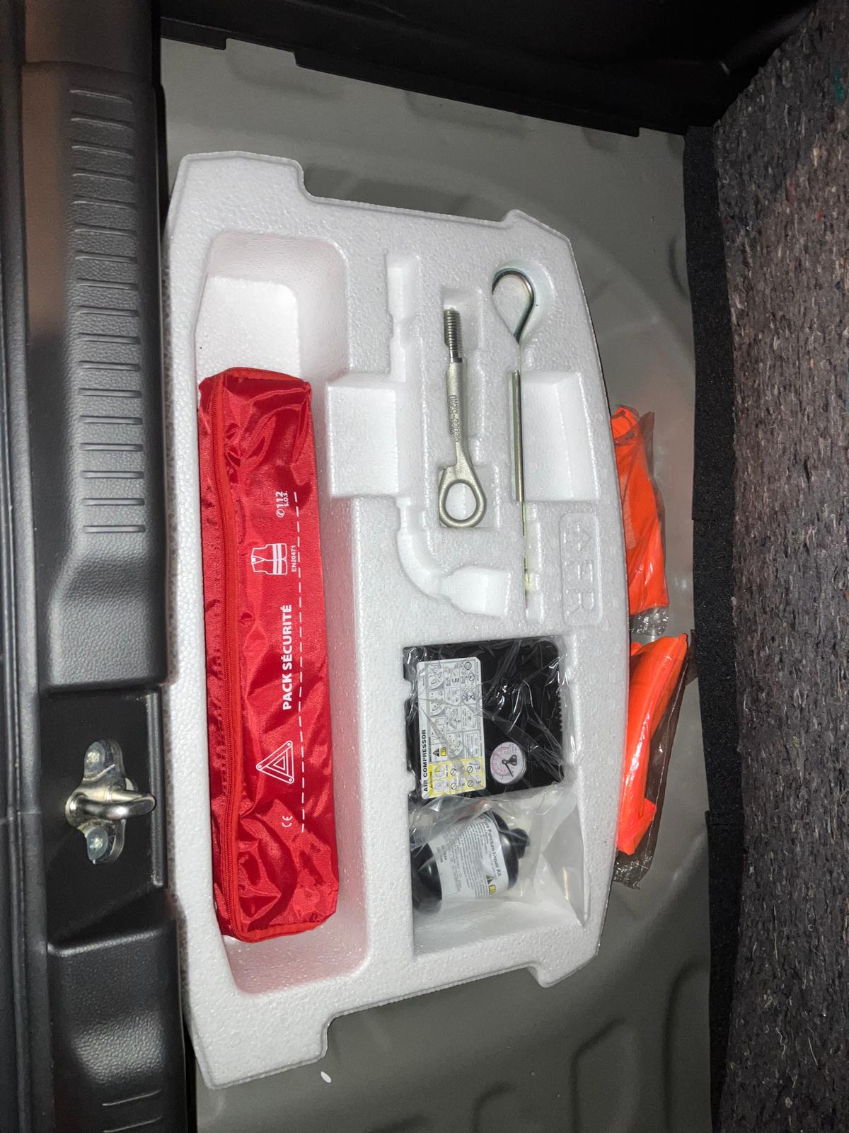 SUZUKI Swift 1.2 Dualjet Hybrid (hybridation légère) 83 CHV