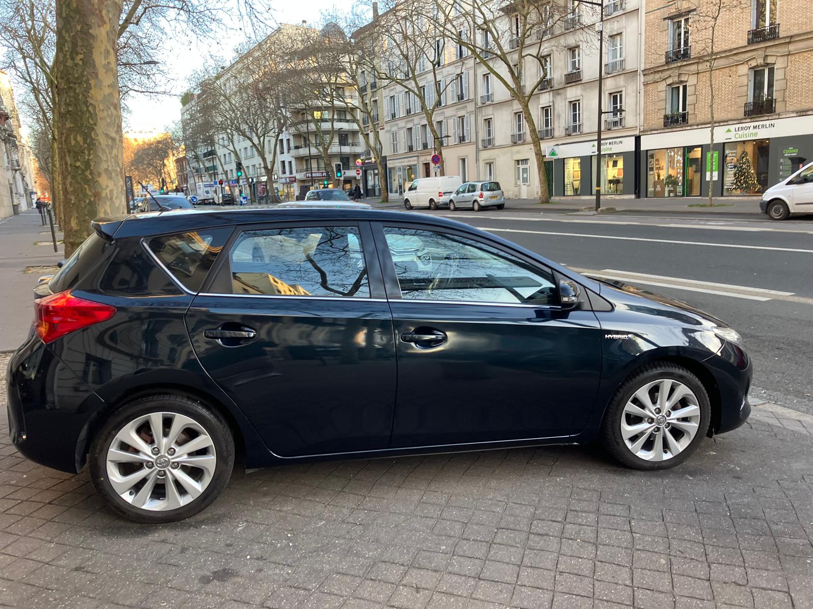 Toyota Auris 1.8 Hybrid Dynamic 136h