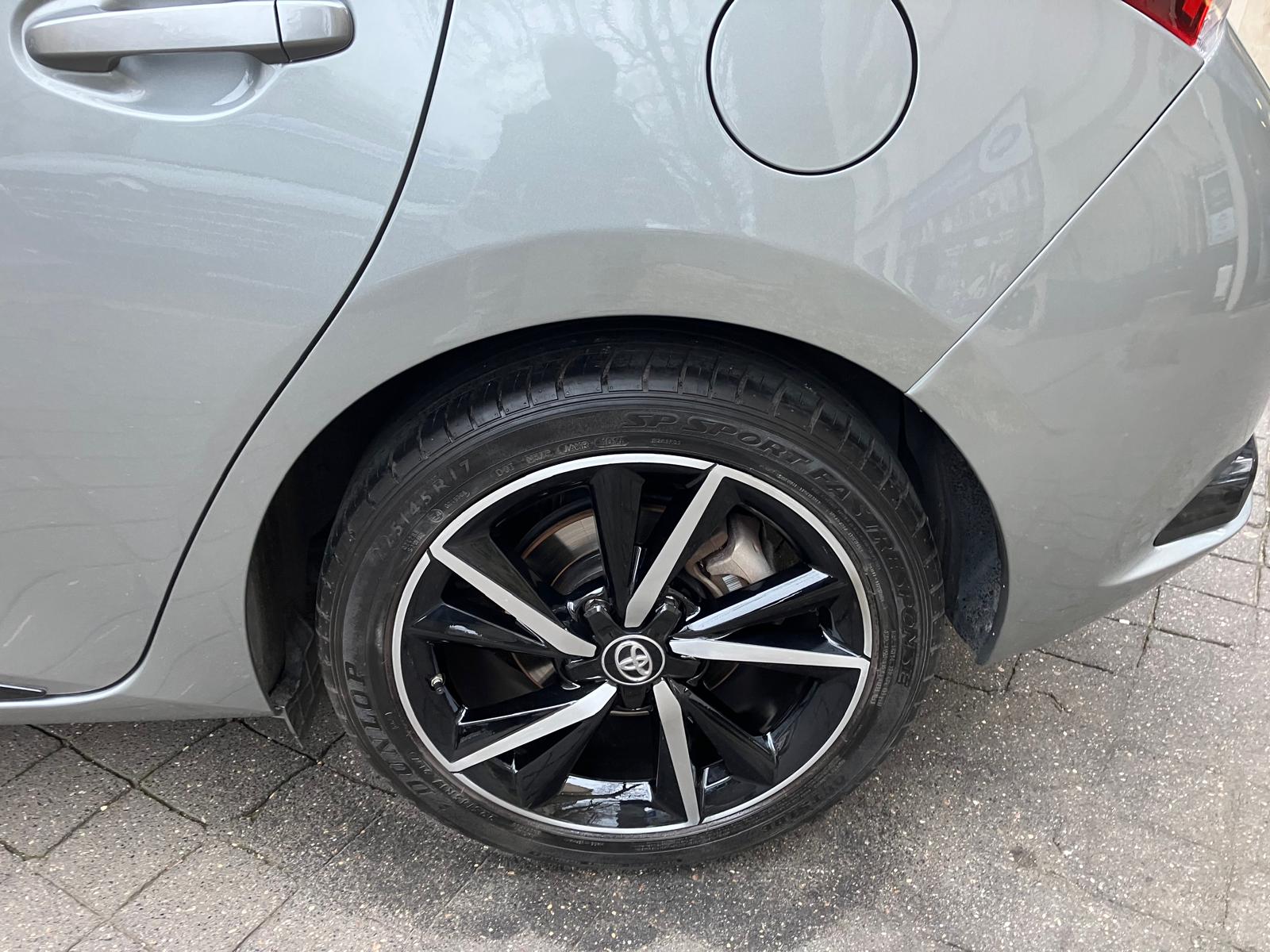 Toyota Auris HSD 136h BVA Executive PREMIERE MAIN