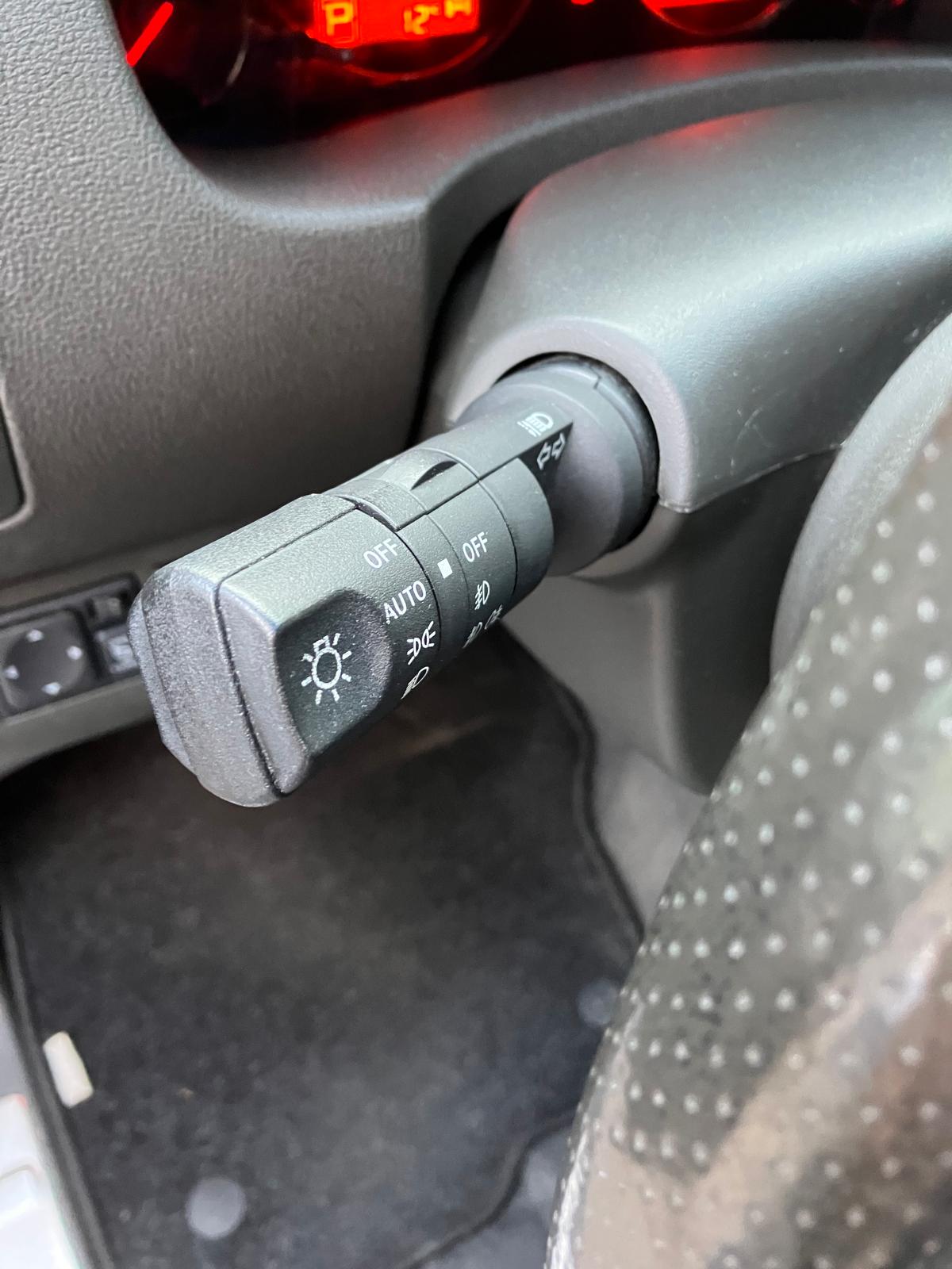 NISSAN PATHFINDER – 3.0 V6 DCI 231 7PL