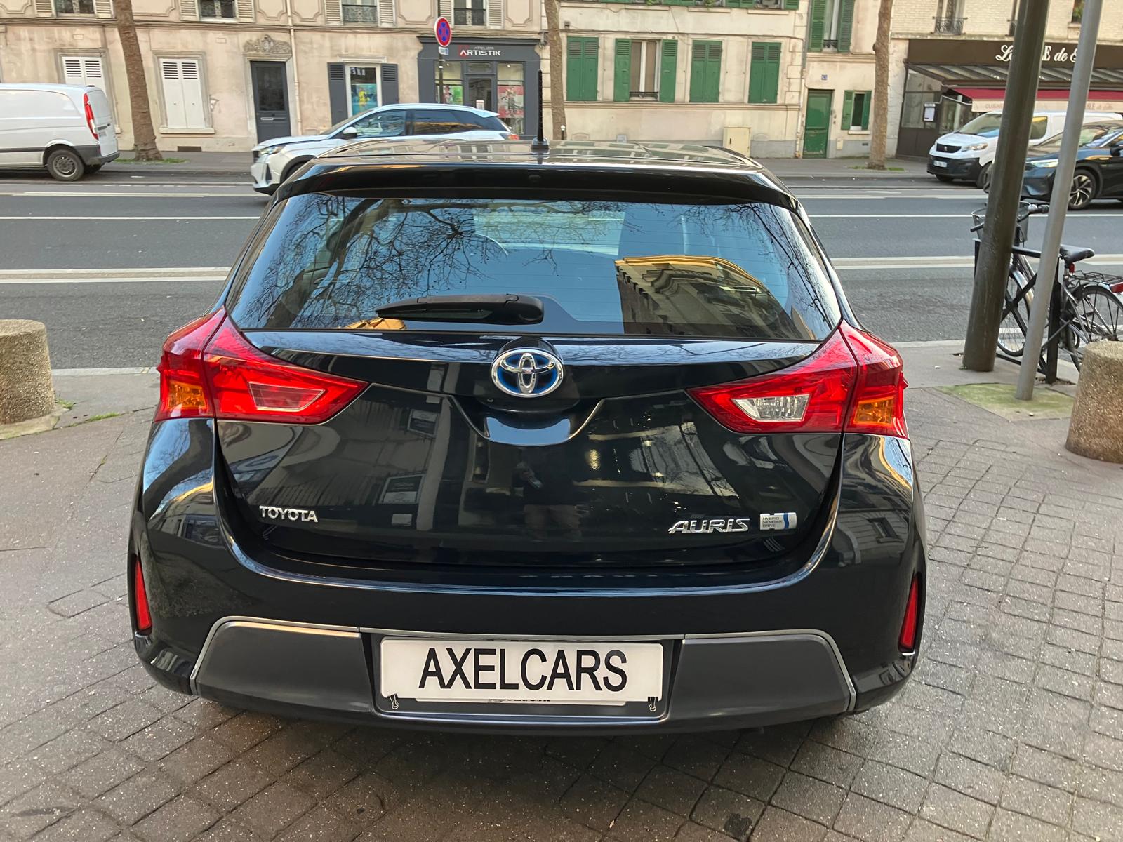 Toyota Auris 1.8 Hybrid Dynamic 136h