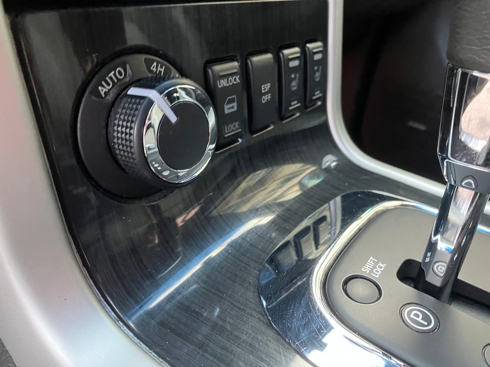 NISSAN PATHFINDER – 3.0 V6 DCI 231 7PL