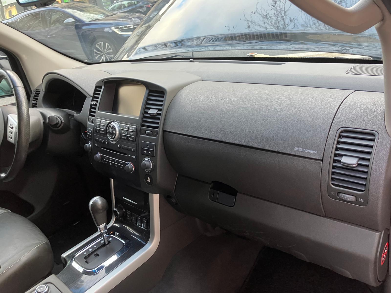 NISSAN PATHFINDER – 3.0 V6 DCI 231 7PL