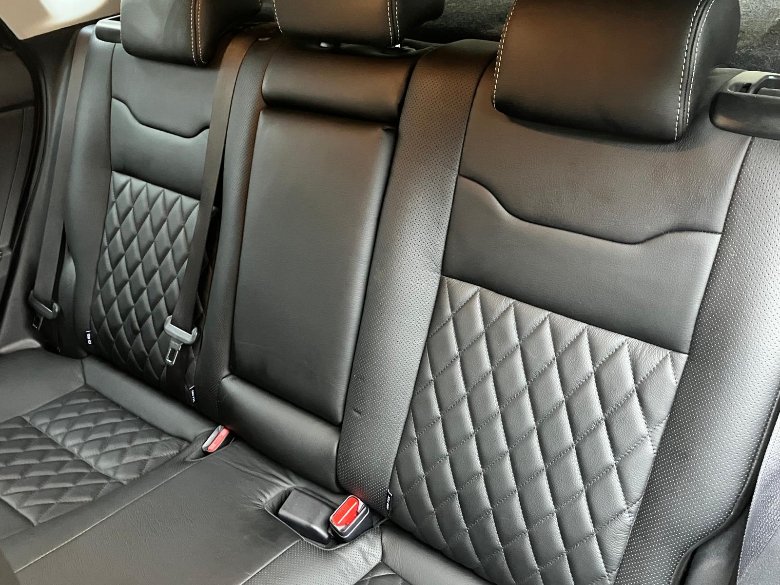 Toyota Auris HSD 136h BVA Executive PREMIERE MAIN