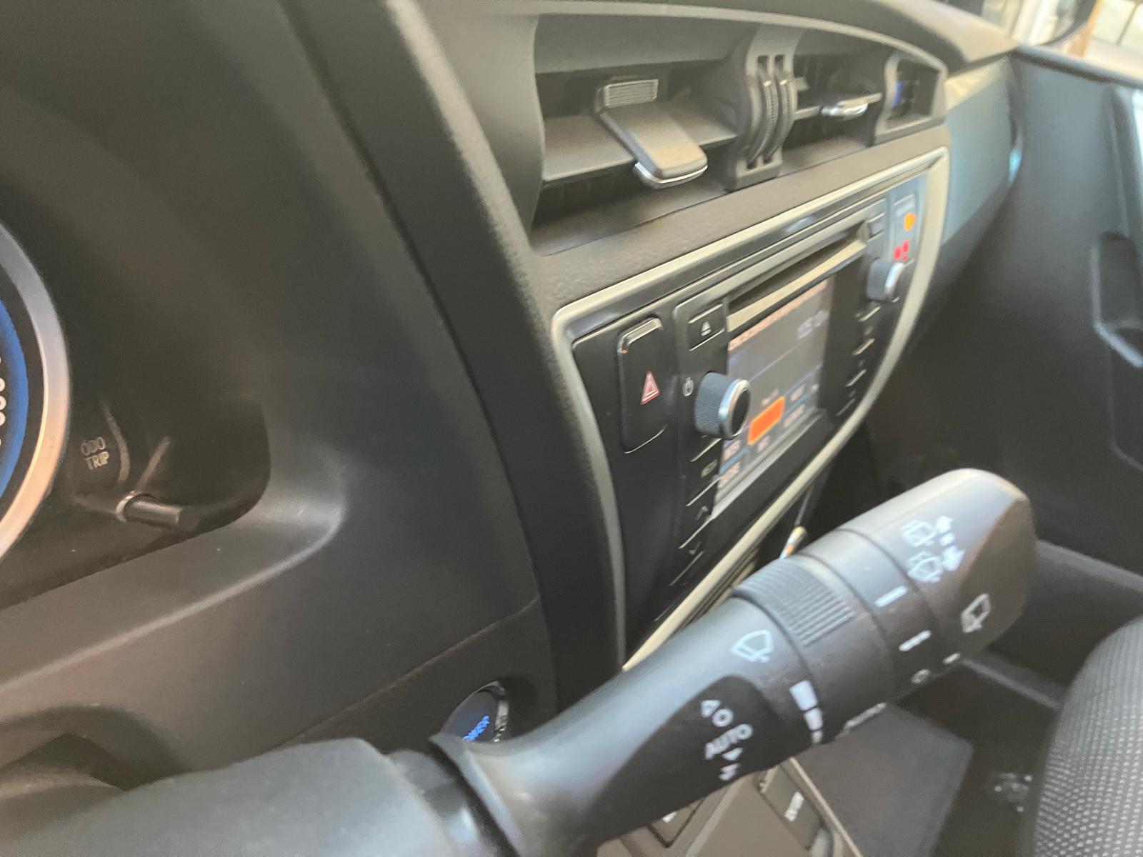 Toyota Auris 1.8 Hybrid Dynamic 136h