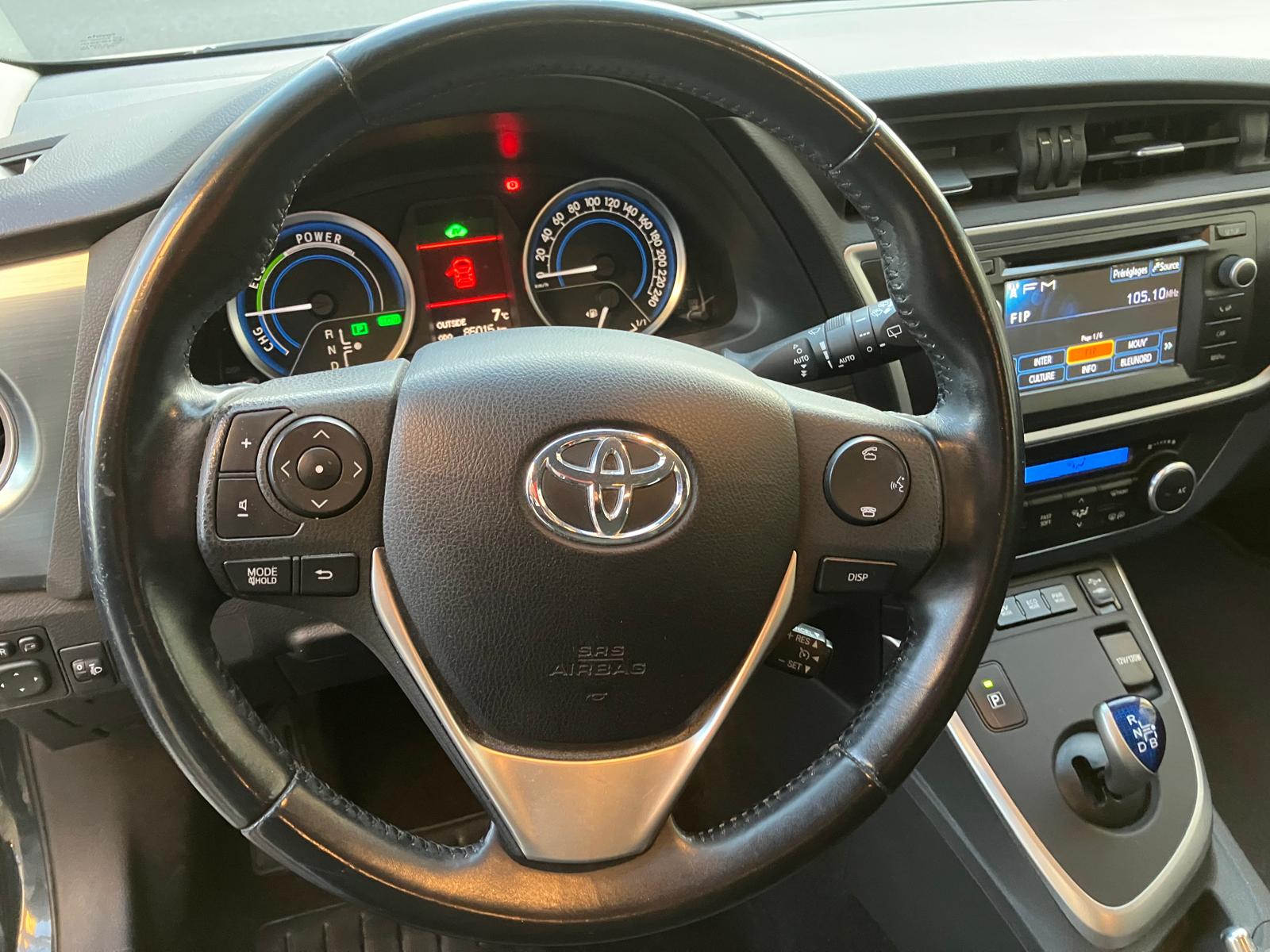 Toyota Auris 1.8 Hybrid Dynamic 136h