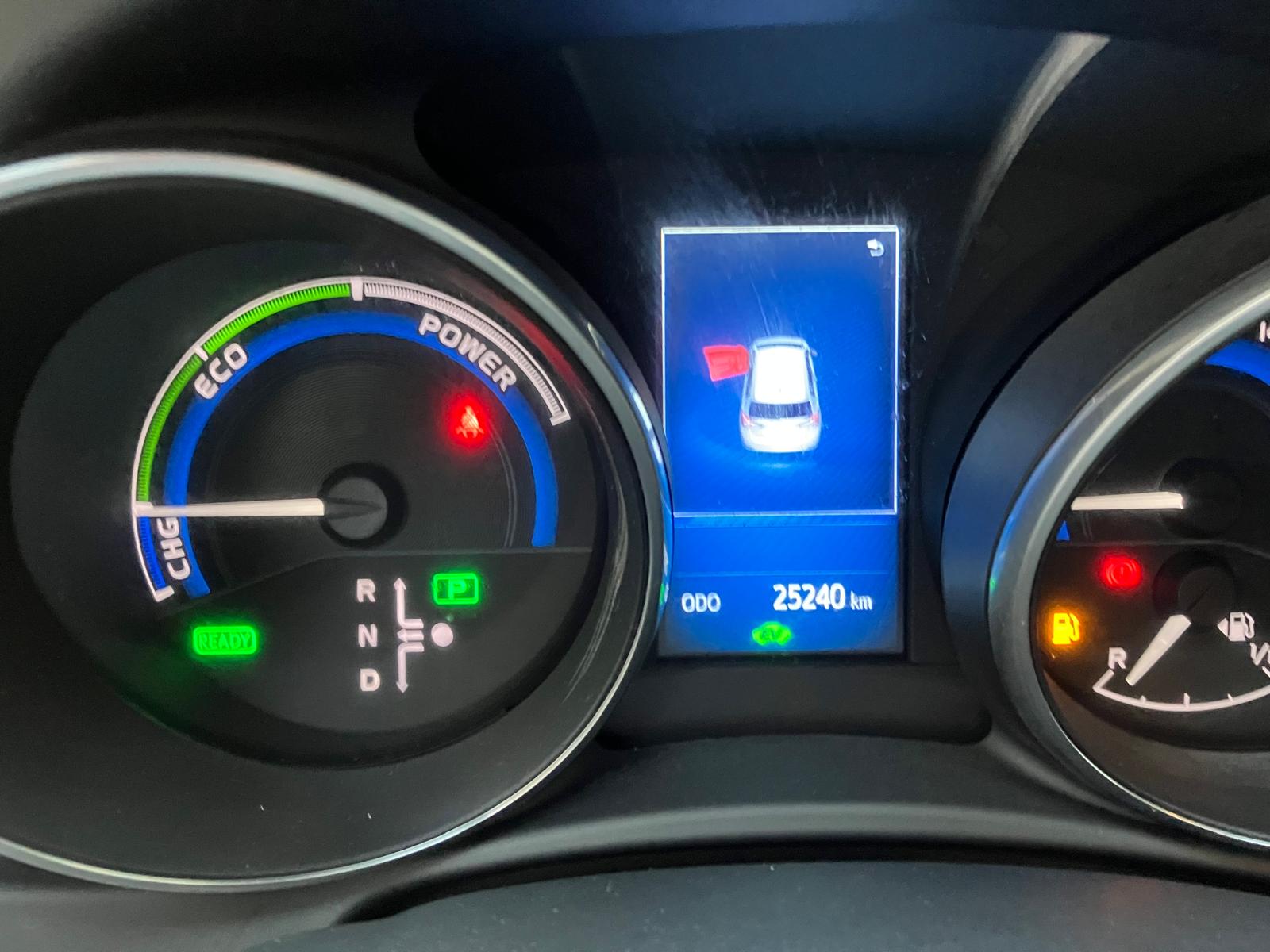 Toyota Auris HSD 136h BVA Executive PREMIERE MAIN