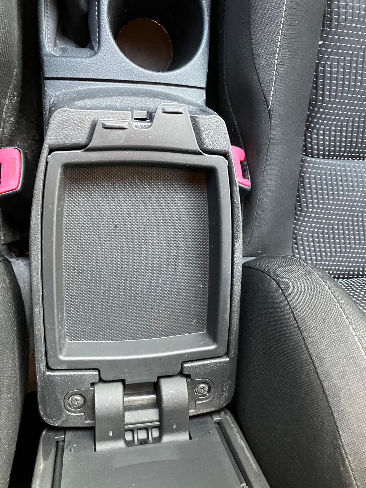 Toyota Auris 1.8 Hybrid Dynamic 136h