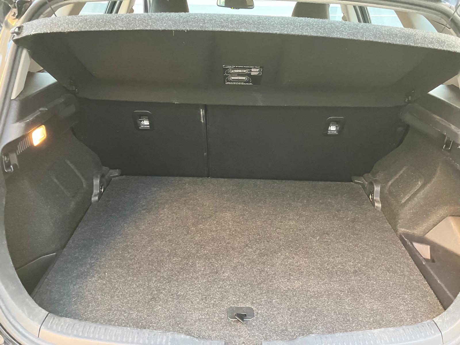 Toyota Auris 1.8 Hybrid Dynamic 136h