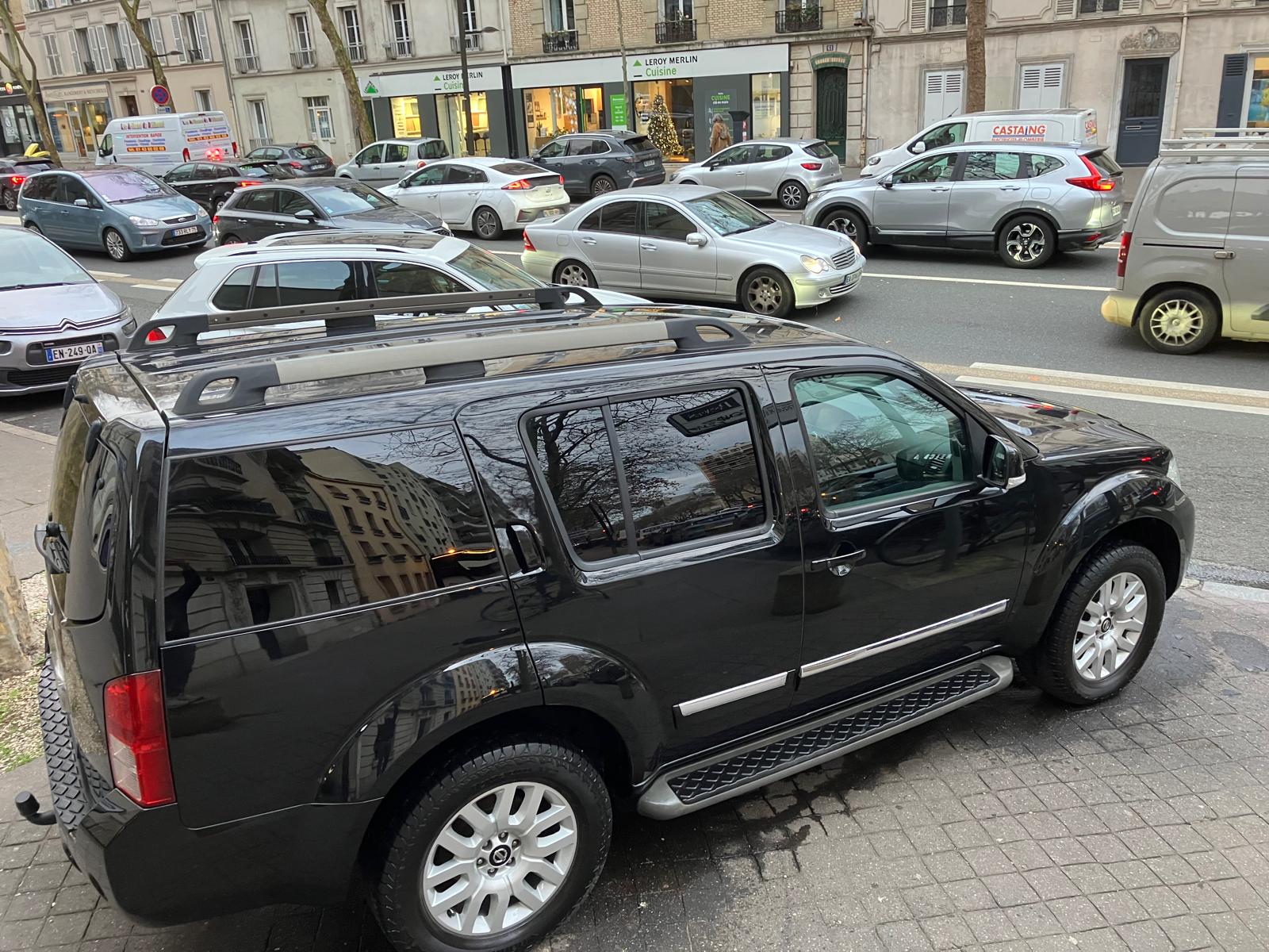 NISSAN PATHFINDER – 3.0 V6 DCI 231 7PL