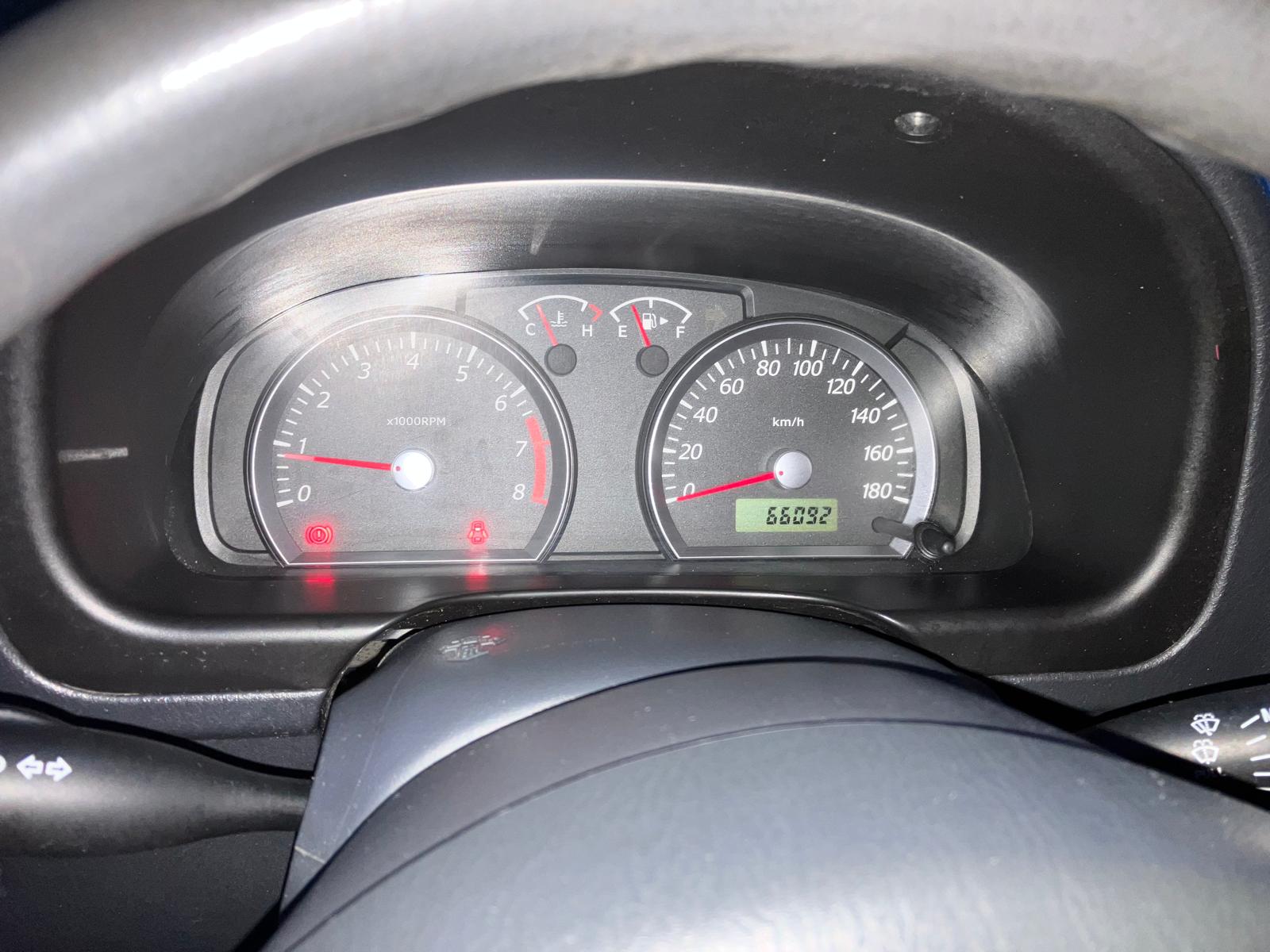 Suzuki Jimny 1.3i JLX 85 Chevaux 4 places 3 portes 4 roues motrices