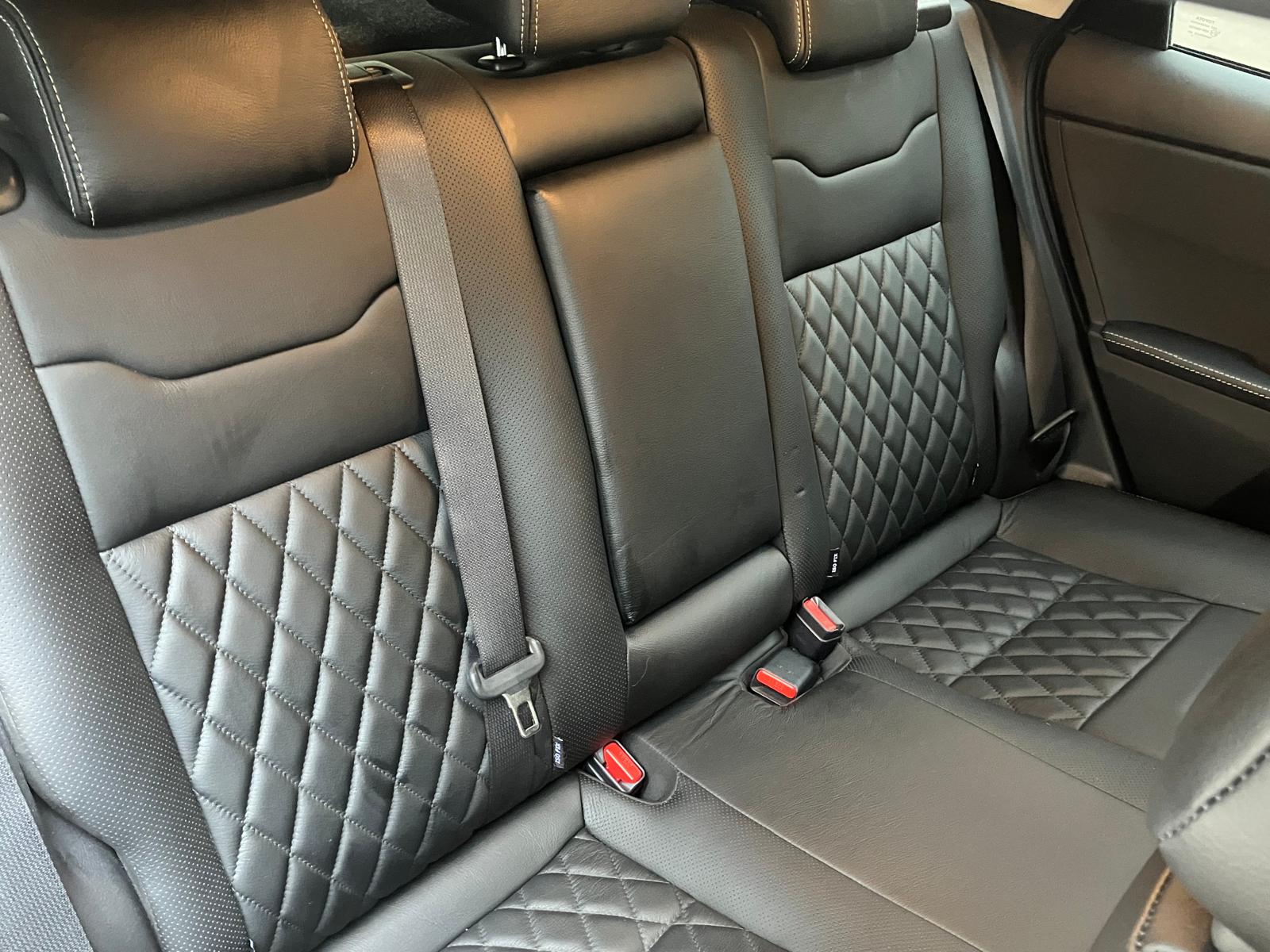 Toyota Auris HSD 136h BVA Executive PREMIERE MAIN