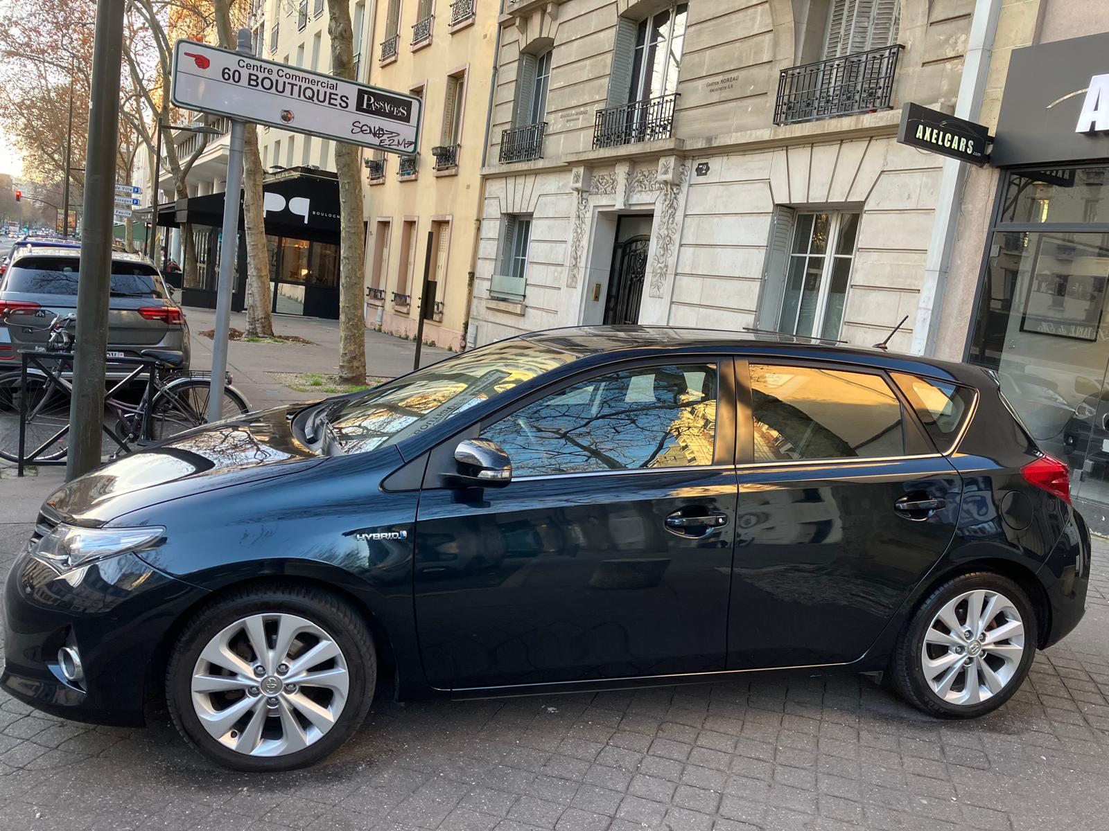 Toyota Auris 1.8 Hybrid Dynamic 136h