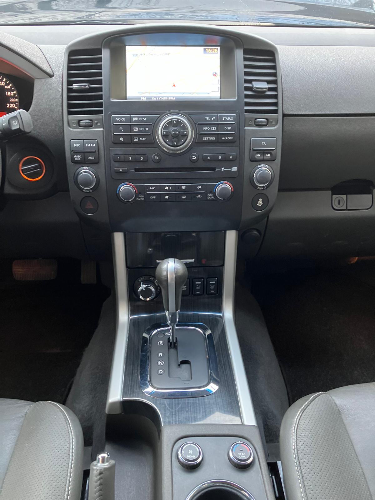 NISSAN PATHFINDER – 3.0 V6 DCI 231 7PL