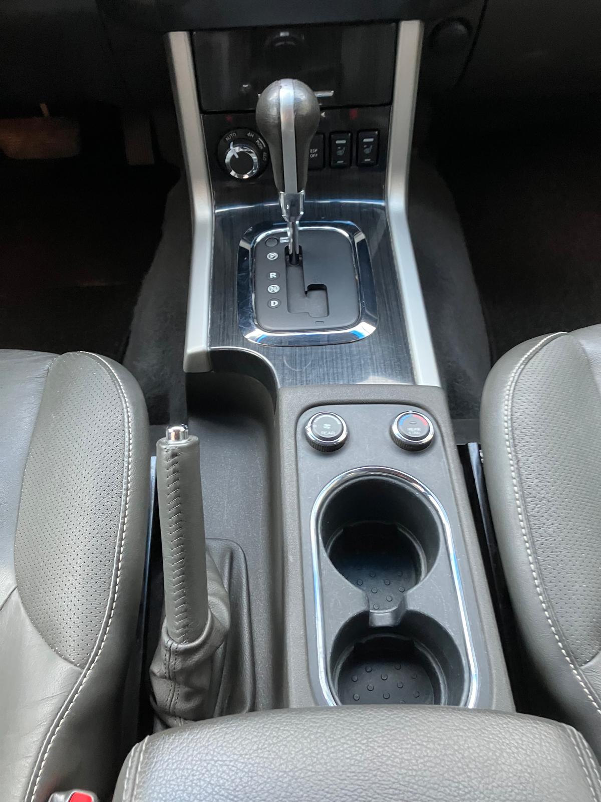 NISSAN PATHFINDER – 3.0 V6 DCI 231 7PL