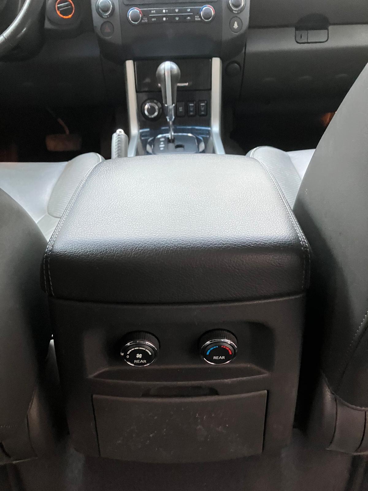 NISSAN PATHFINDER – 3.0 V6 DCI 231 7PL