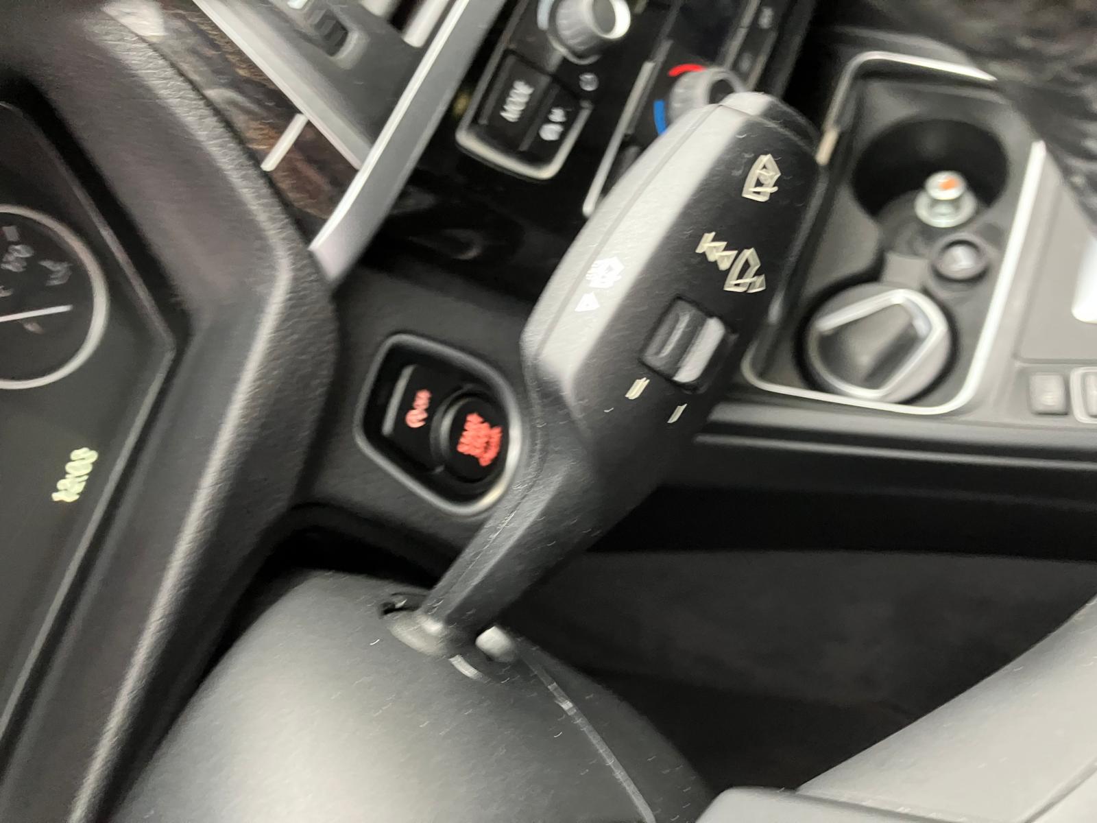 BMW Série 3 320i M Sport 184 CHEVAUX BVA 8 VITESSE PREMIERE MAIN