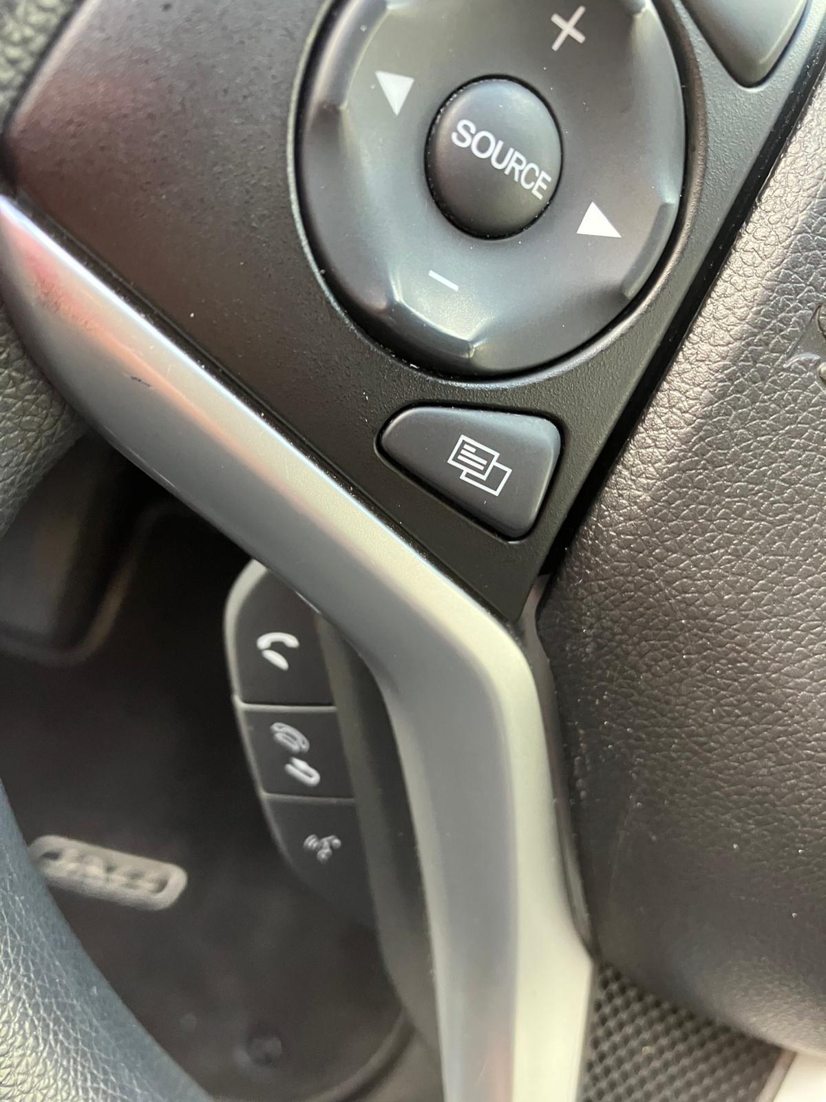 Honda Jazz 1.3 i-VTEC 102ch X-ROAD Executive GPS Clim auto Sièges chauffants