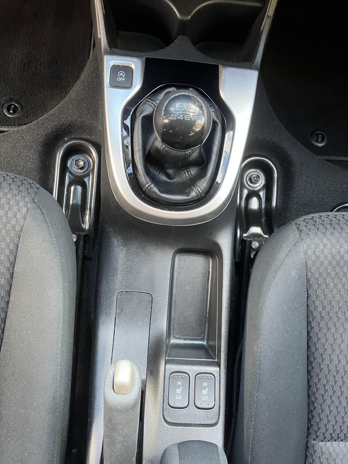 Honda Jazz 1.3 i-VTEC 102ch X-ROAD Executive GPS Clim auto Sièges chauffants