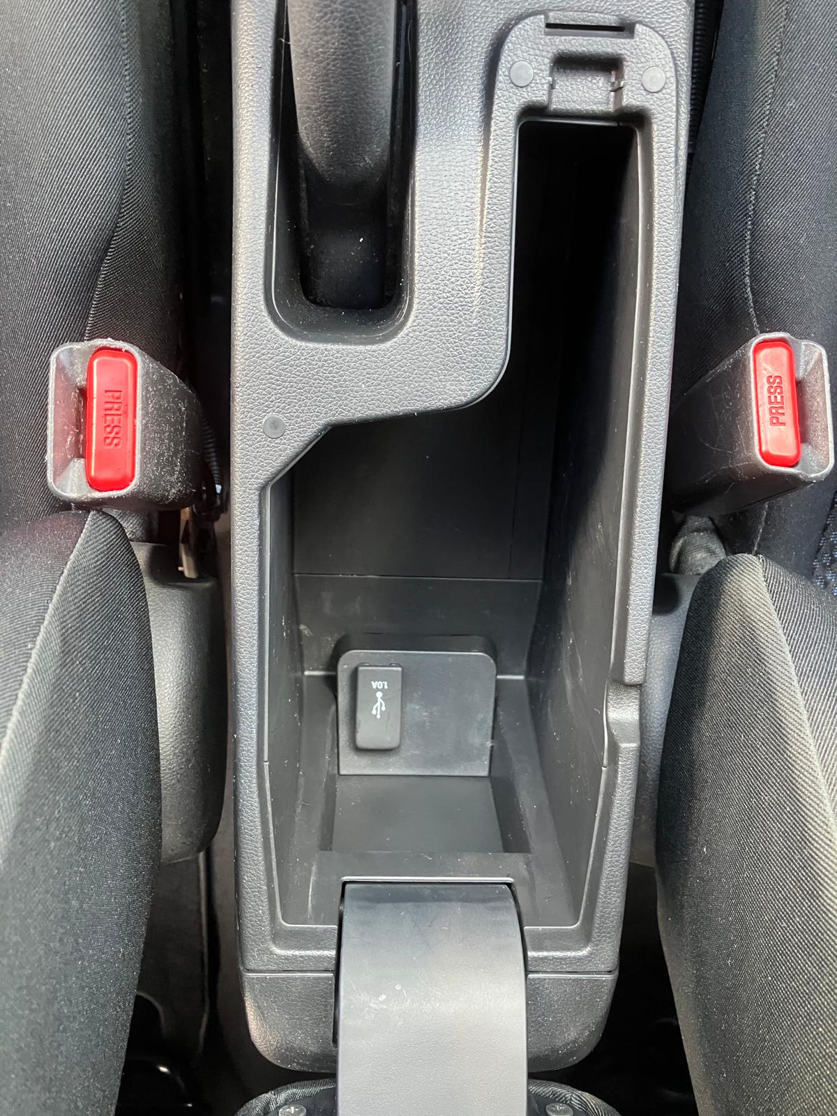 Honda Jazz 1.3 i-VTEC 102ch X-ROAD Executive GPS Clim auto Sièges chauffants