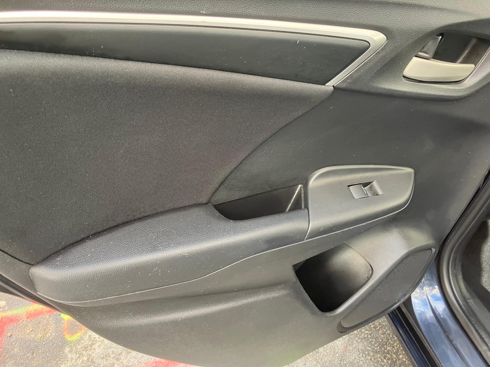 Honda Jazz 1.3 i-VTEC 102ch X-ROAD Executive GPS Clim auto Sièges chauffants