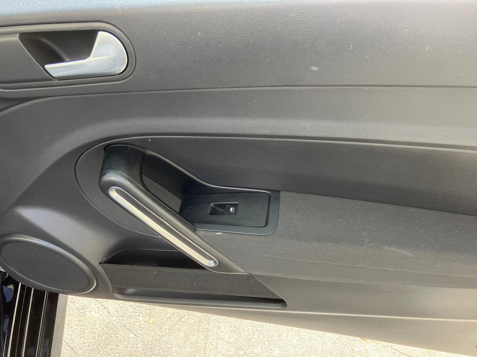 Volkswagen Beetle Coccinelle 1.2 TSI BlueMotion Tech 105 CHV Cabriolet BMV6 S&S