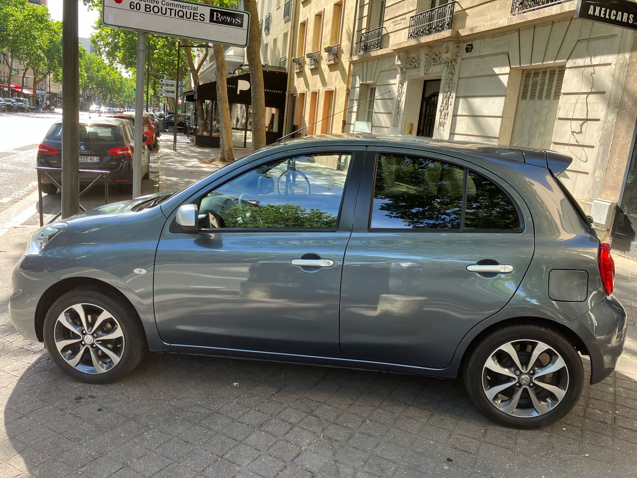 NISSAN MICRA 1.2 80 CHEVAUX N-Tec 5 portes PREMIERE MAIN GPS