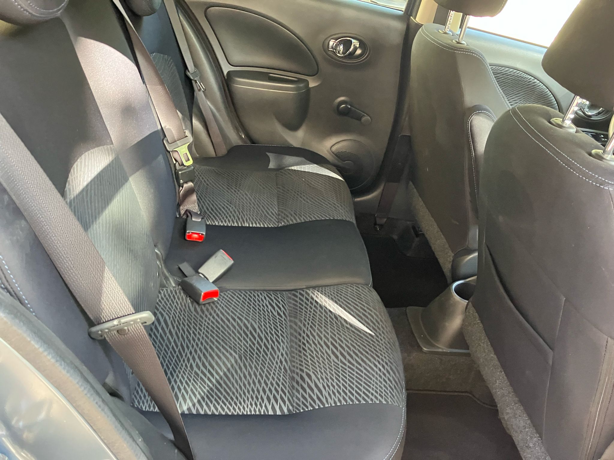 NISSAN MICRA 1.2 80 CHEVAUX N-Tec 5 portes PREMIERE MAIN GPS