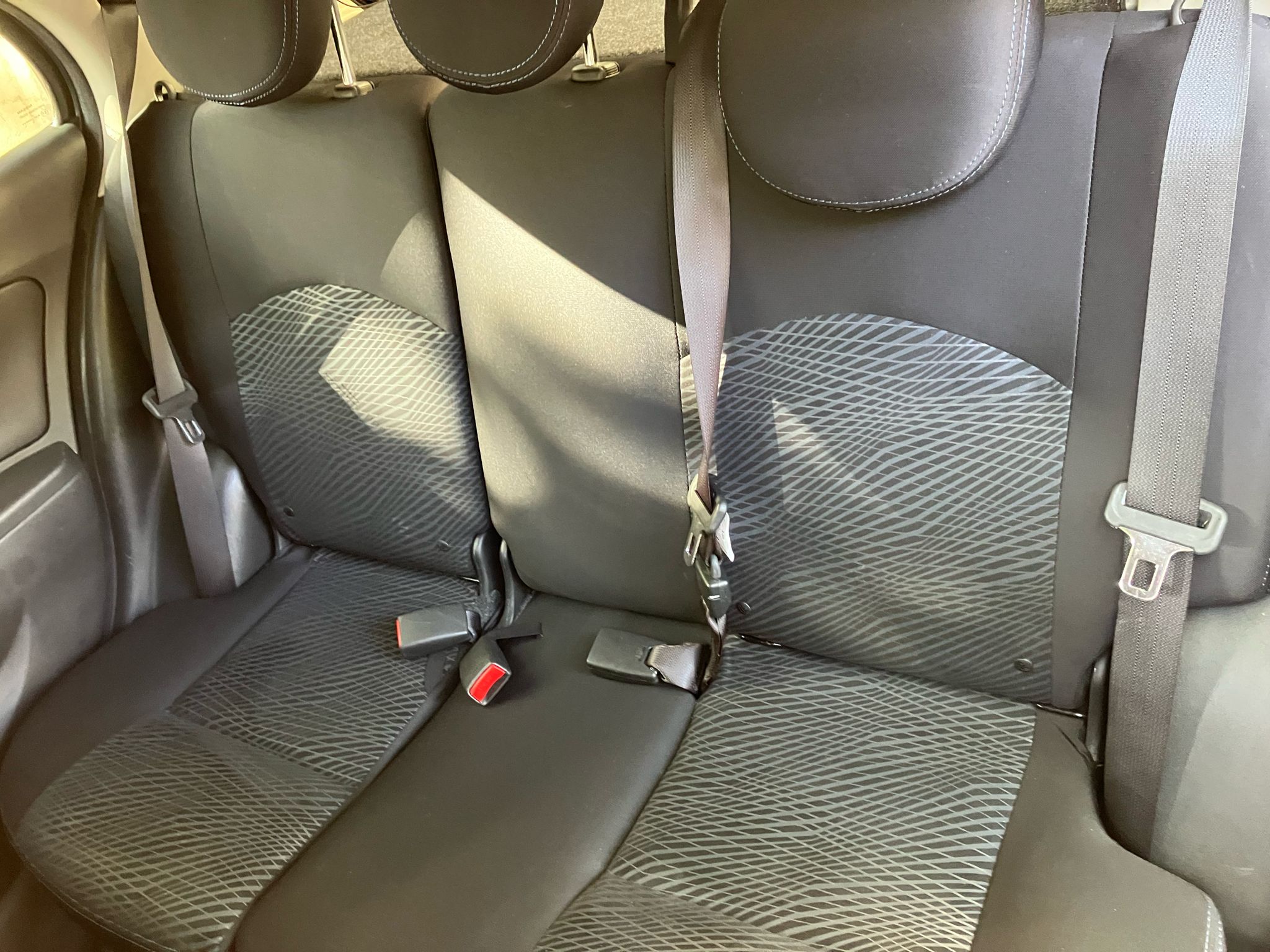 NISSAN MICRA 1.2 80 CHEVAUX N-Tec 5 portes PREMIERE MAIN GPS