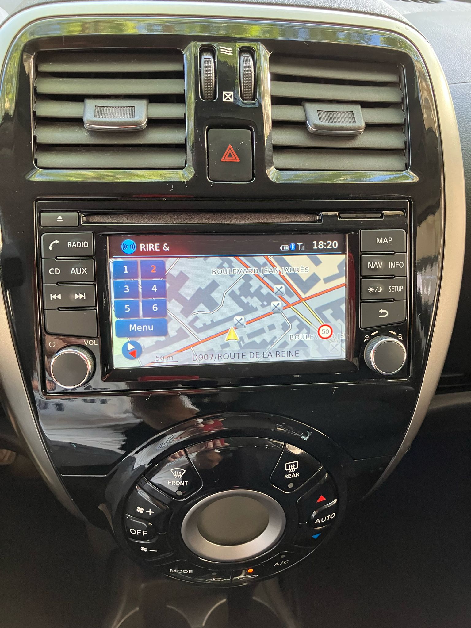 NISSAN MICRA 1.2 80 CHEVAUX N-Tec 5 portes PREMIERE MAIN GPS