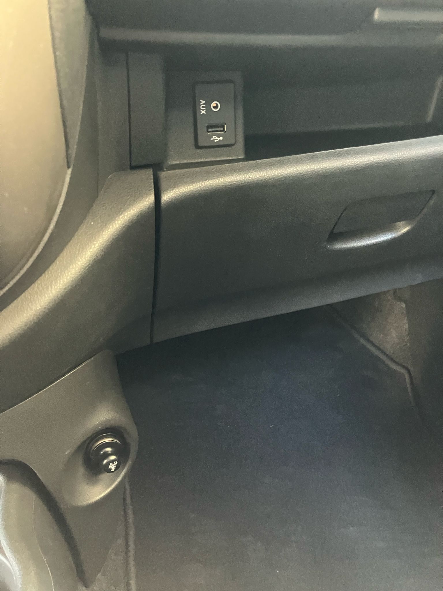 NISSAN MICRA 1.2 80 CHEVAUX N-Tec 5 portes PREMIERE MAIN GPS